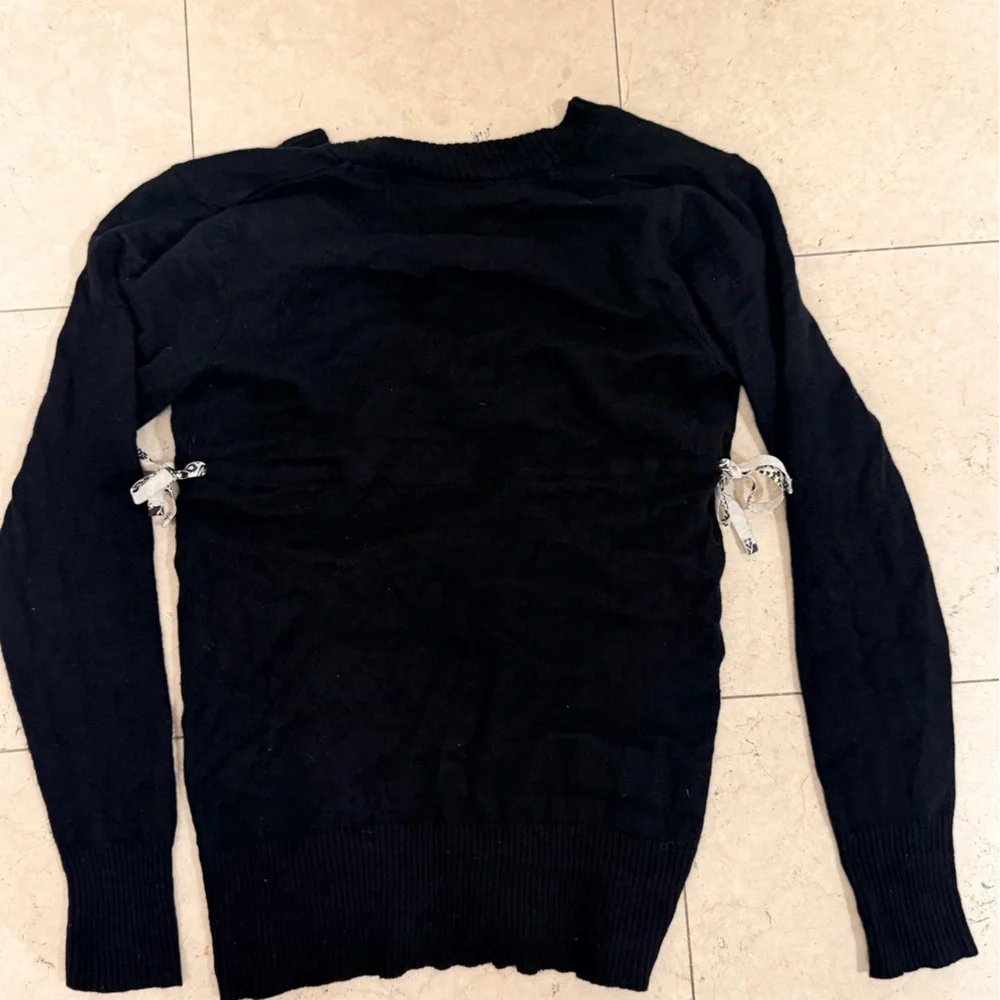 lululemon athletica Midnight V-Neck Sweater - Vintage Cashmere - Picture 10 of 11